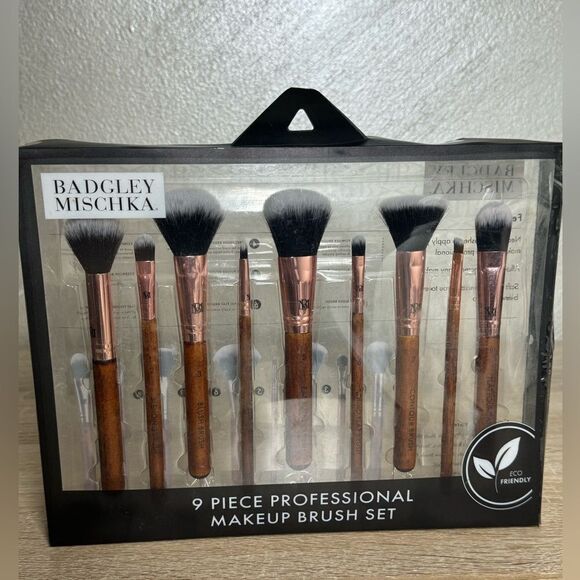 Badgley Mischka 9 Piece Professional MakeupBrush Set - Picture 10 of 10